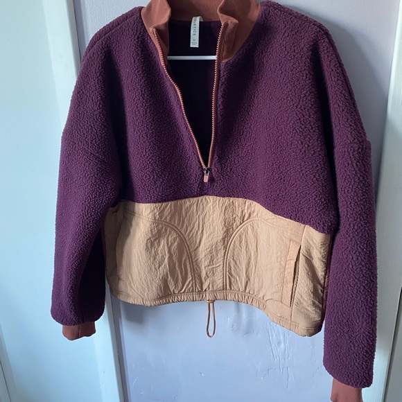 Fleece Pullover Burgundy Jacket - Picture 14 of 15